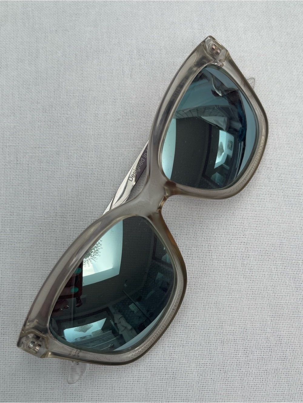 Kenneth Cole Reaction Silver Metal Eyewear Arm